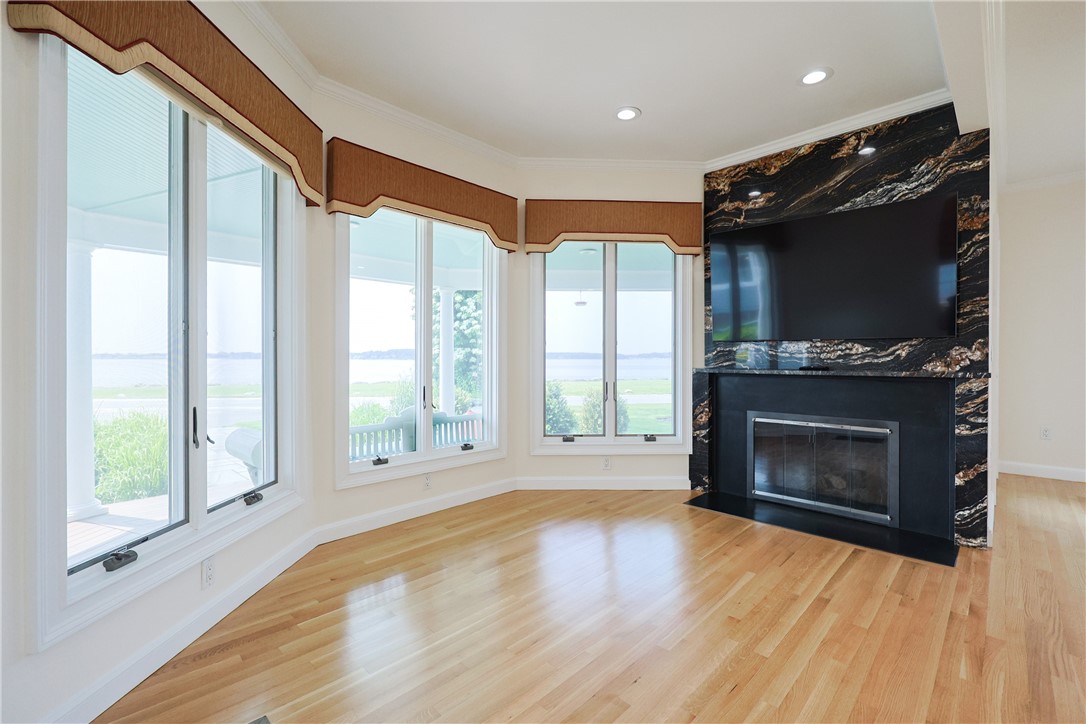 181 Janice Road Warwick, RI 02886 - Photo 19 of 42 Gallery Image 19