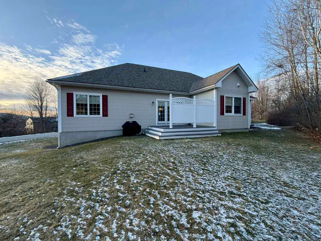 $585,000 | 125 Carmel Place, Unit 125, Rutland, VT 05701