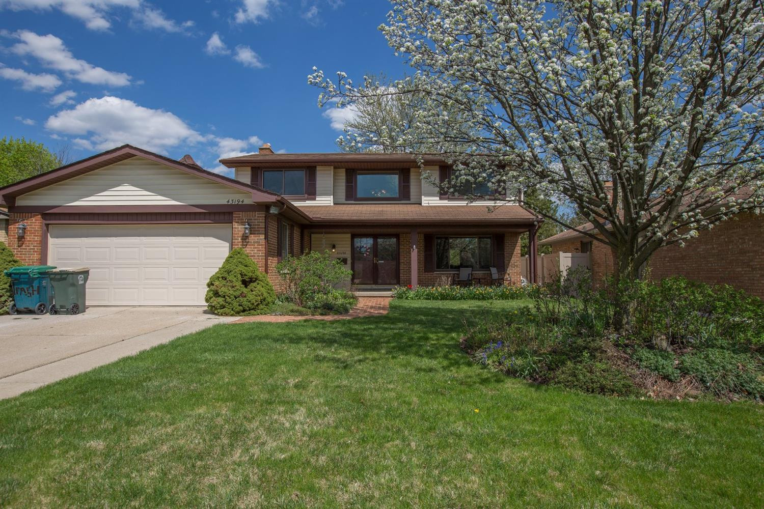 43194 Barchester Road Canton, MI 48187 - Photo 1 of 30 Photo 1