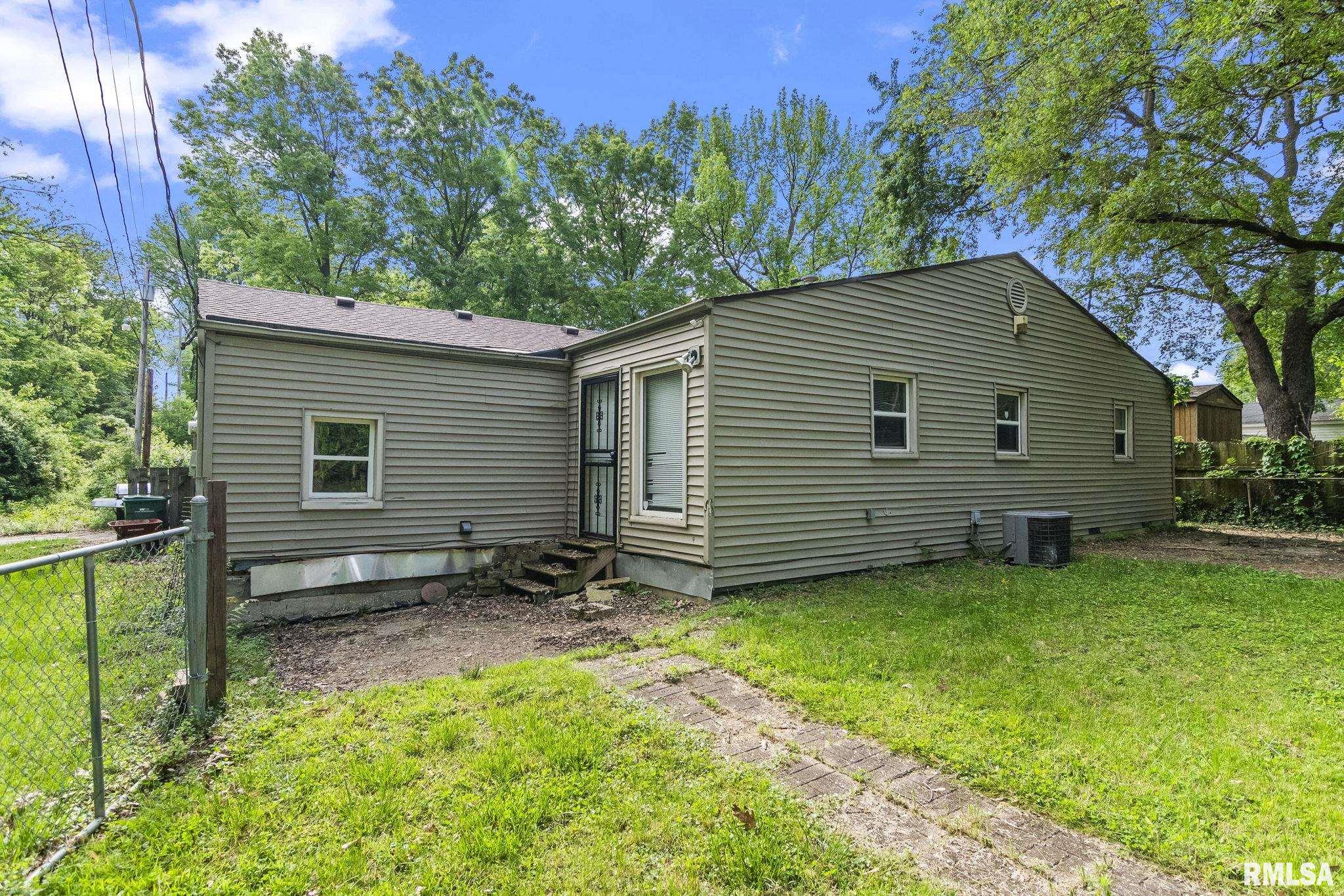 9 Bryant Lane Springfield, IL 62702 - Photo 30 of 35