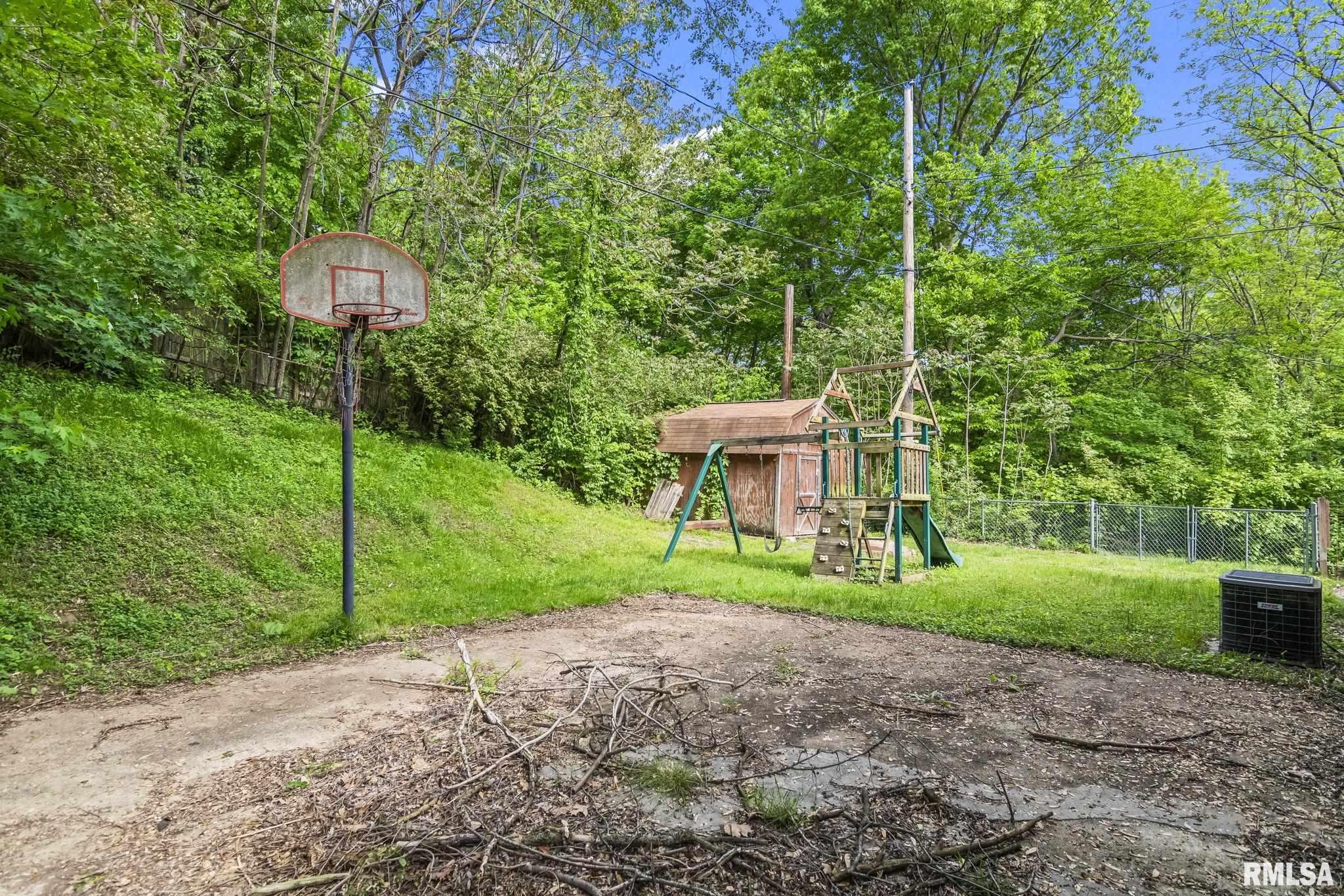 9 Bryant Lane Springfield, IL 62702 - Photo 32 of 35