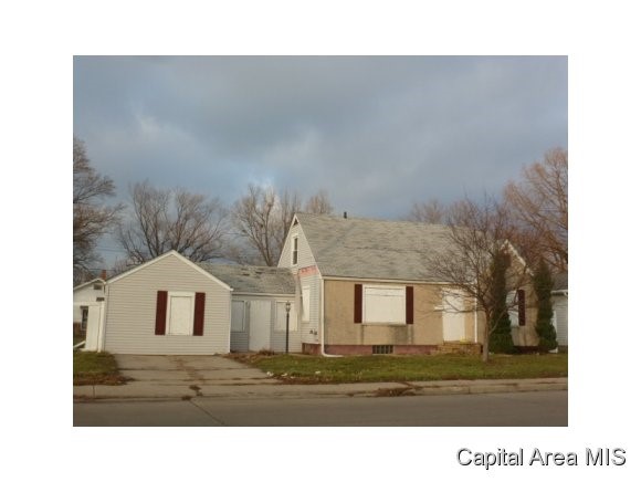 1817 East Laurel Street Springfield, IL 62703 - Photo 1 of 8 Gallery Image 1