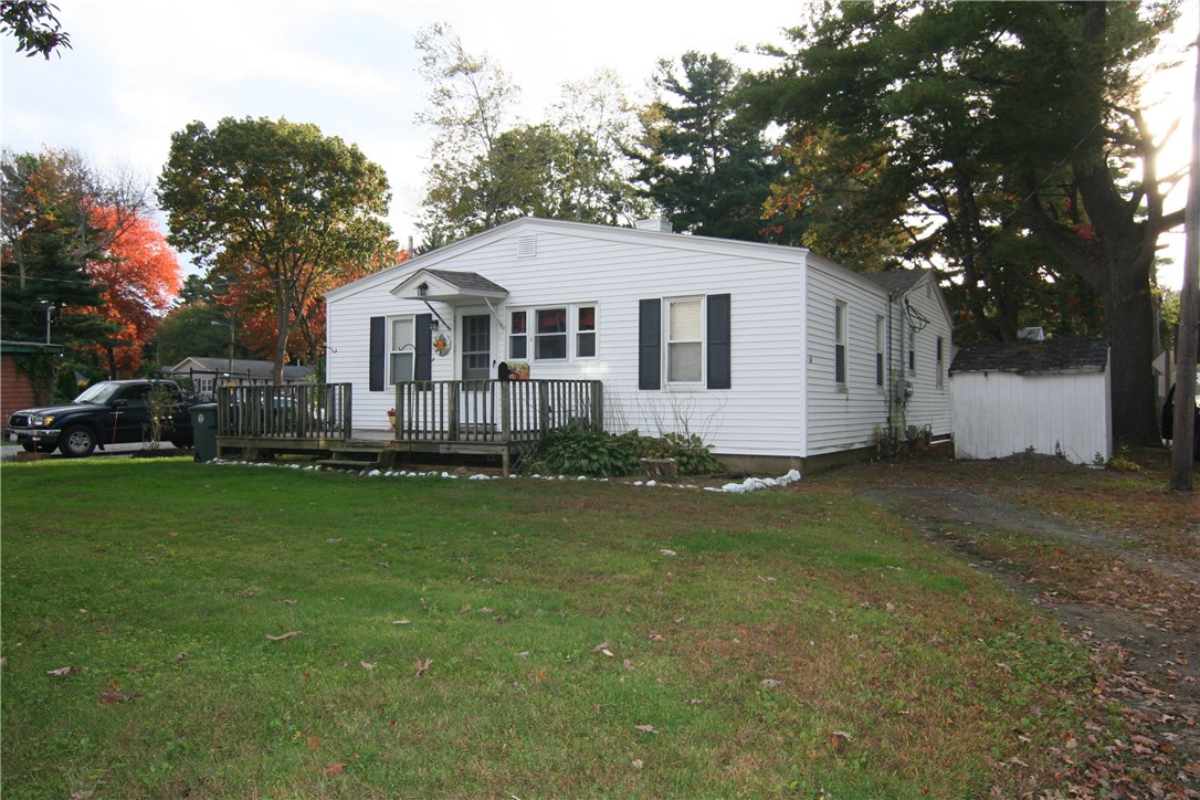 16 Beach Street Coventry, RI 02816 - Photo 1 of 9