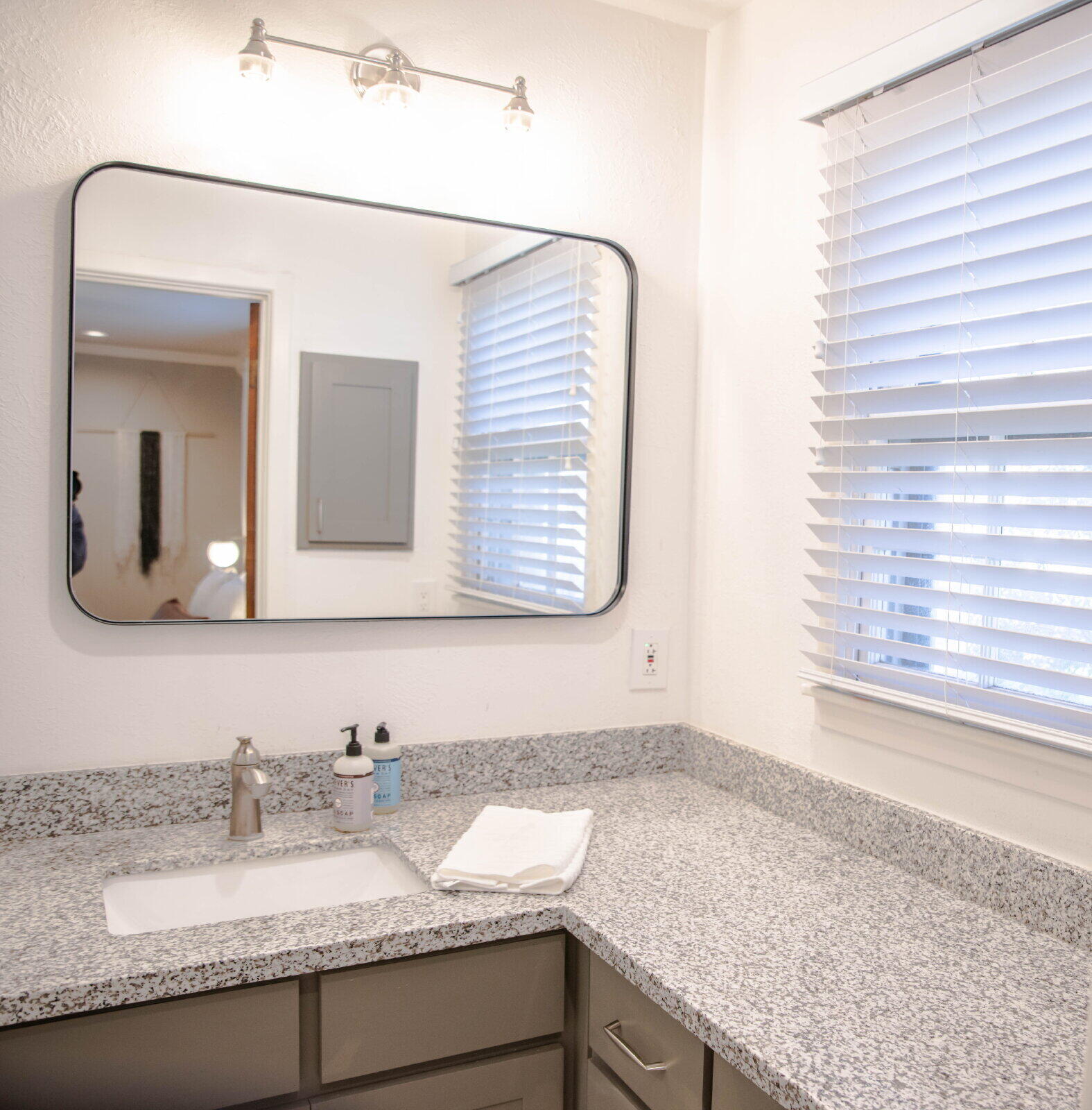 3405 59th Street Lubbock, TX 79413 - Photo 11 of 53 large (11)
