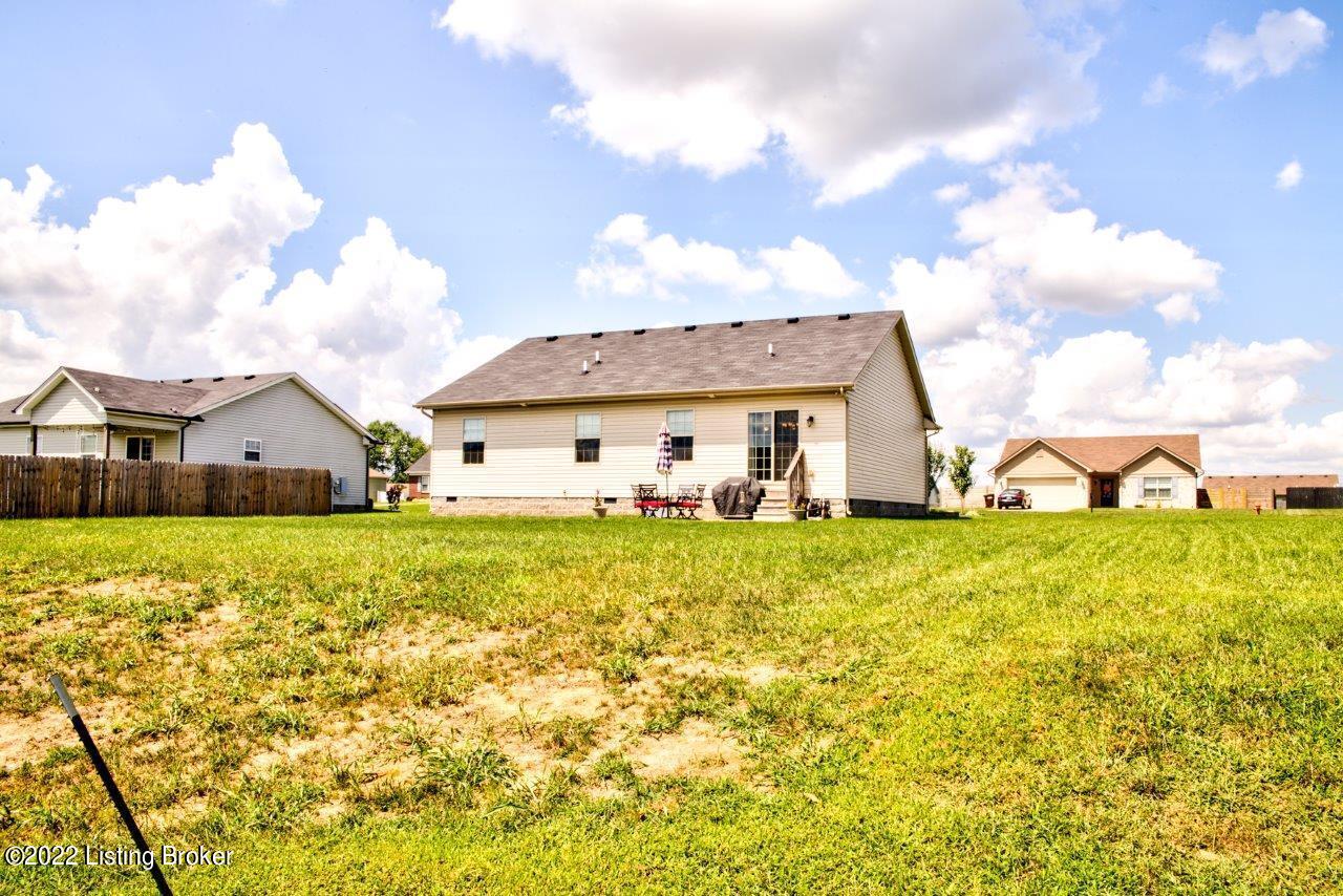 343 Golden Wing Road Mount Washington, KY 40047 - Photo 33 of 42 Large lot