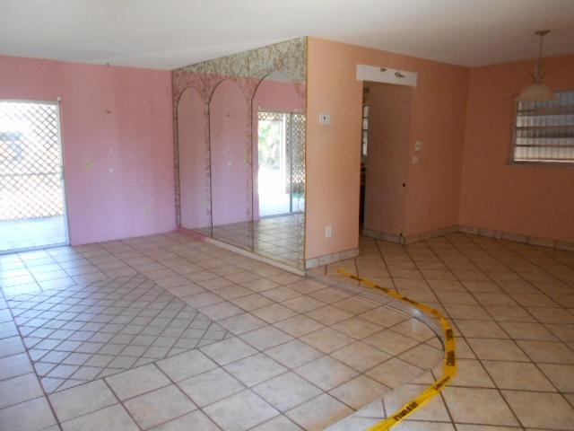 22651 Southwest 64th Way Boca Raton, FL 33428 - Photo 2 of 13 LIVING AND DINING