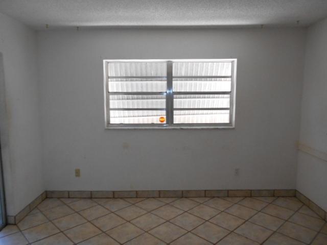 22651 Southwest 64th Way Boca Raton, FL 33428 - Photo 6 of 13 BREAKFAST ROOM