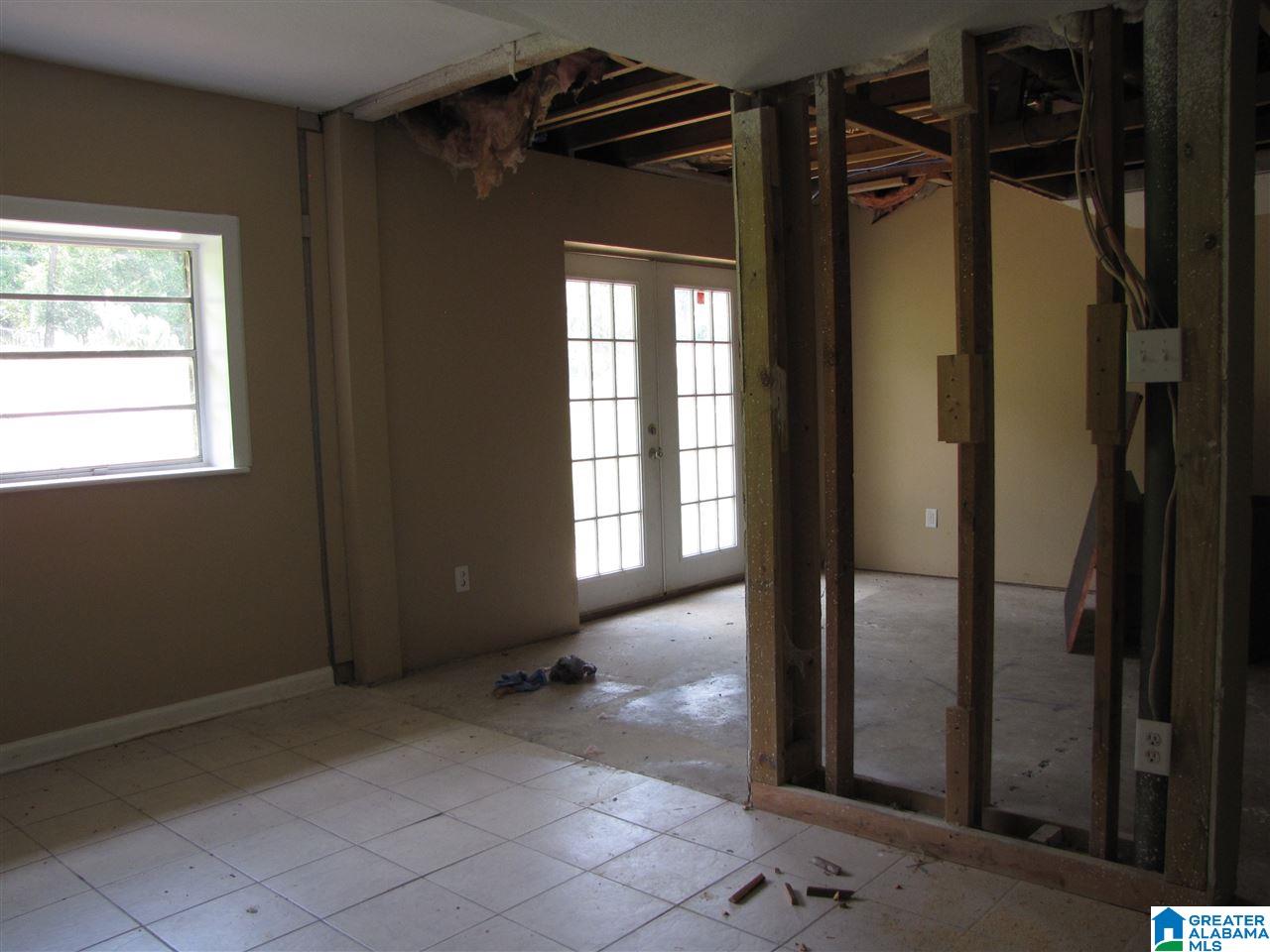 916 Windover Road Birmingham, AL 35215 - Photo 11 of 13