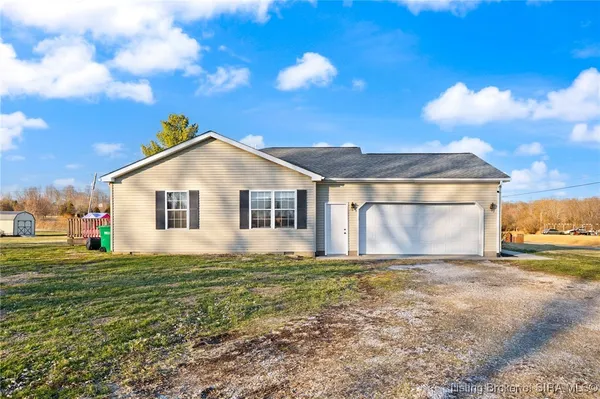 $250,000 | 4357 Highway 66, English, IN 47118