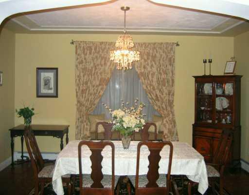 1084 Old Gate Road Blackridge, PA 15235 - Photo 3 of 8 Dining Room.