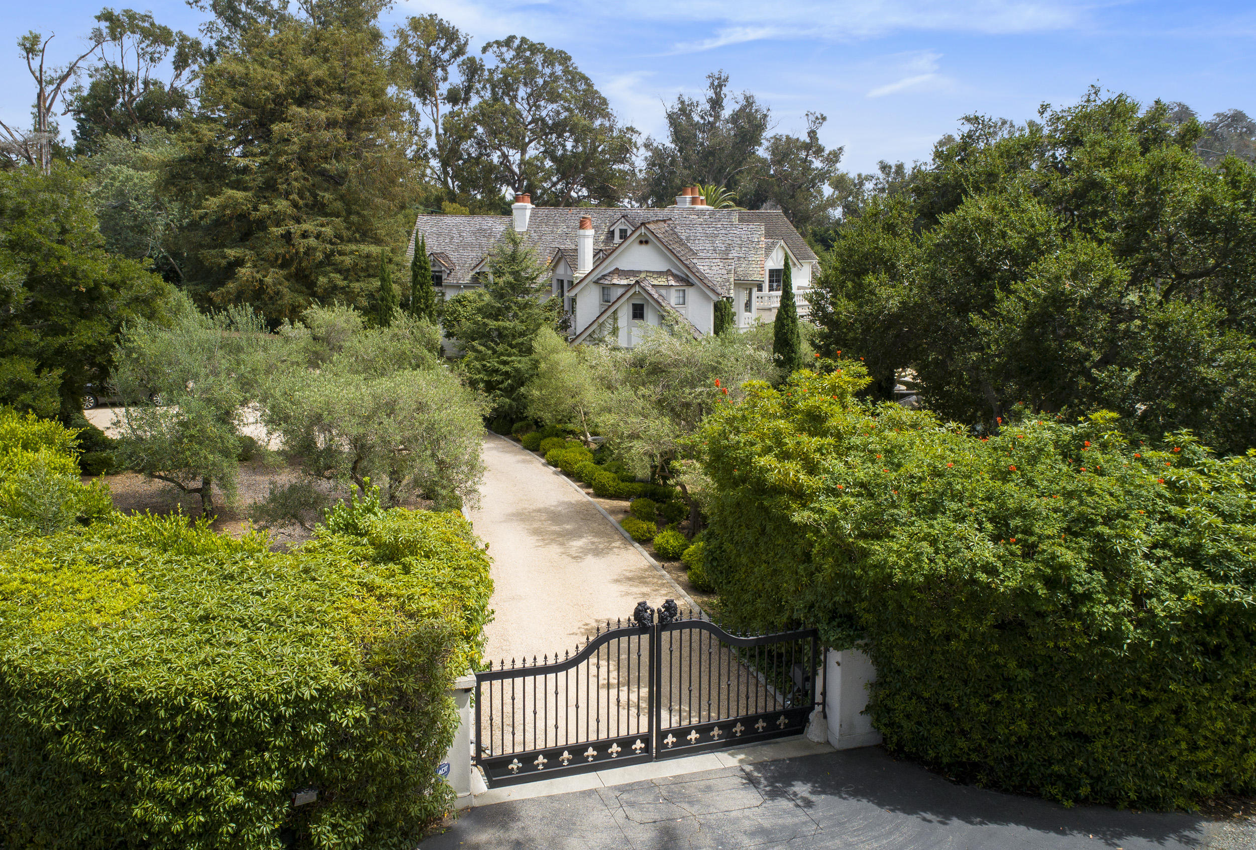 165 Middle Road Santa Barbara, CA 93108 - Photo 4 of 38 an aerial view of residential house with outdoor space and trees all around