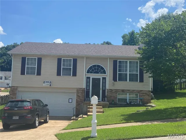 $315,000 | 1322 Rockwood Forest Drive, Arnold, MO 63010