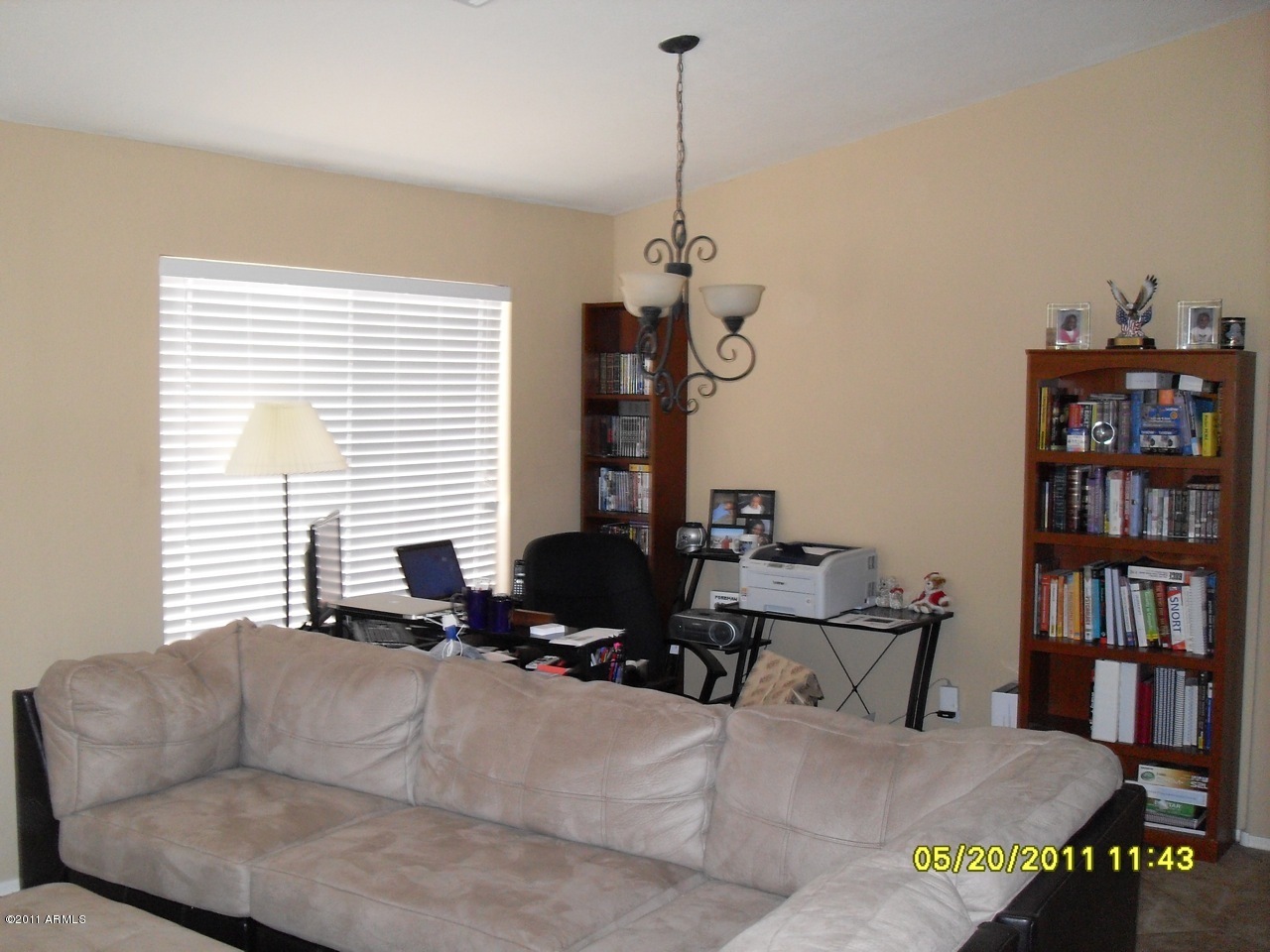 2218 West Carson Road Phoenix, AZ 85041 - Photo 3 of 12 2