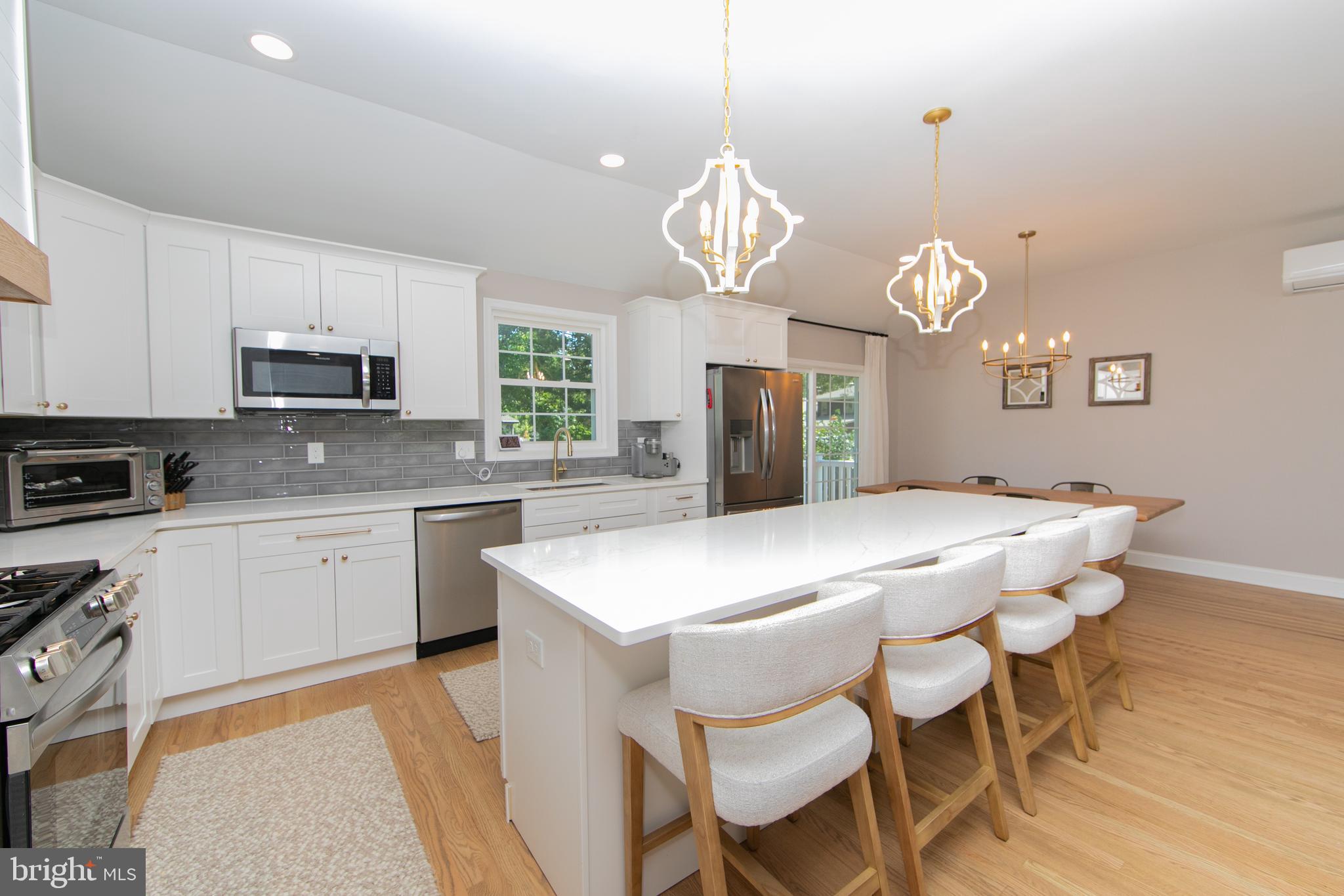 507 Howard Road Cherry Hill, NJ 08034 - Photo 9 of 45 Tiled backsplash
