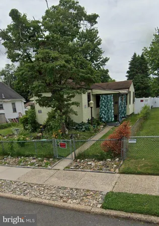 $240,000 | 125 Roosevelt Avenue, Mount Ephraim, NJ 08059