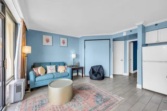 $172,000 | 6900 North Ocean Boulevard, Unit 707, Myrtle Beach, SC 29572