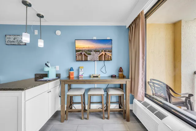 $172,000 | 6900 North Ocean Boulevard, Unit 707, Myrtle Beach, SC 29572