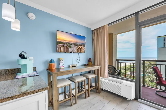 $172,000 | 6900 North Ocean Boulevard, Unit 707, Myrtle Beach, SC 29572