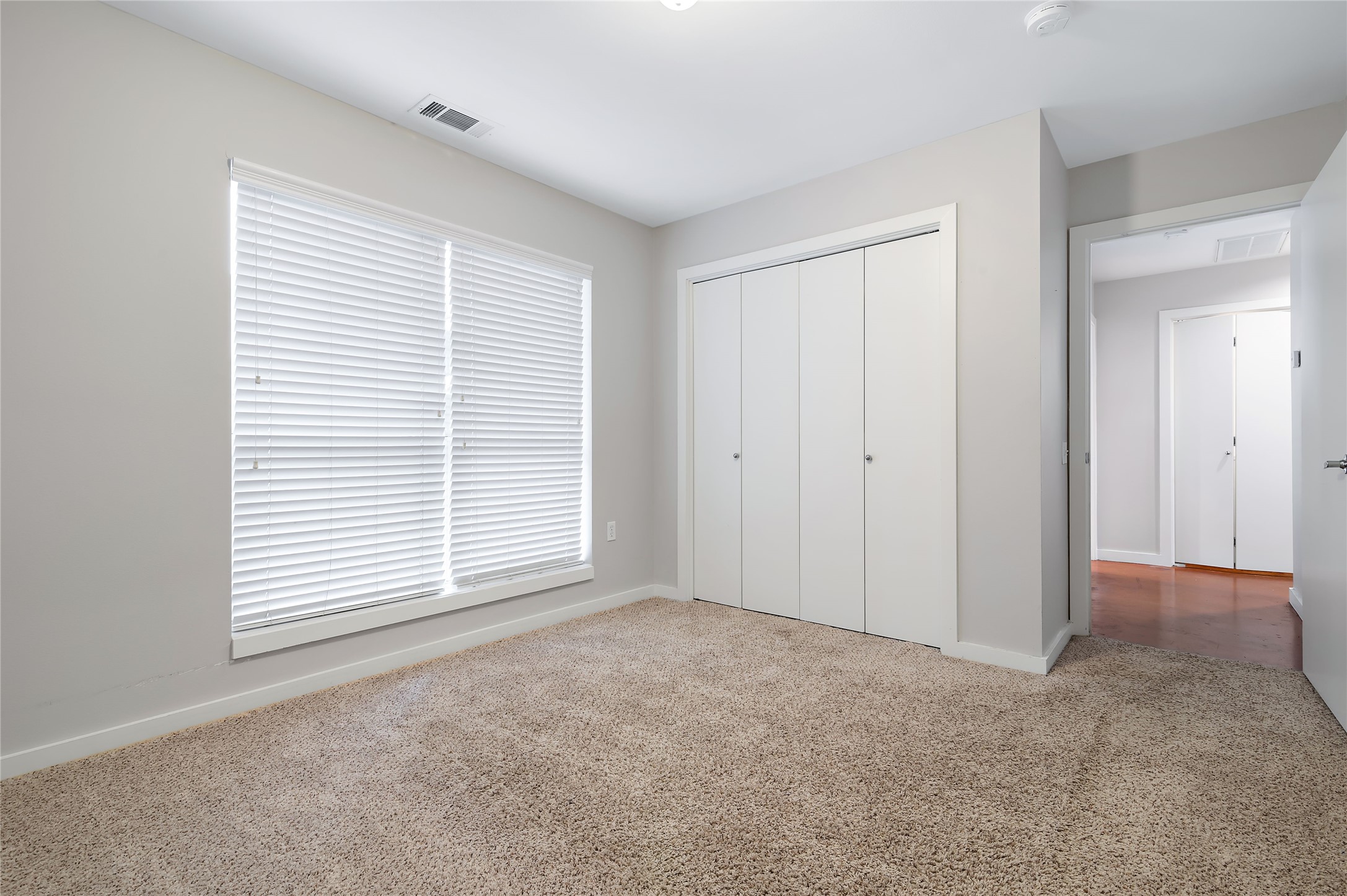 2605 Calumet Street, Unit 34 Houston, TX 77004 - Photo 10 of 37 a view of an empty room with a window