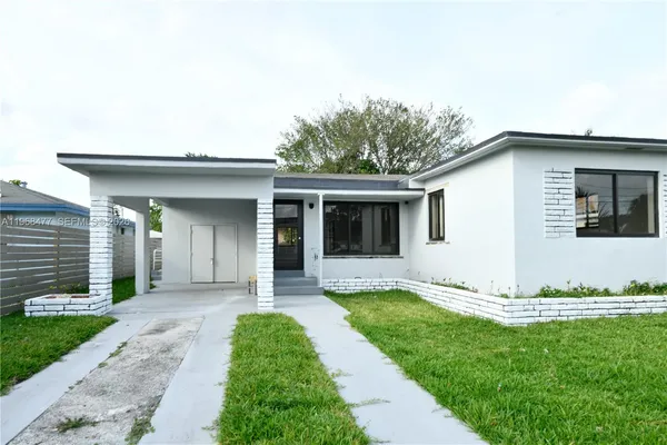 $3,700 | 1231 Northwest 68th Street, Unit 1231, Miami, FL 33147