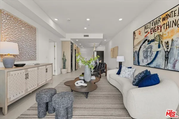 $5,795 | 1257 North Sweetzer Avenue, Unit 202, West Hollywood, CA 90069