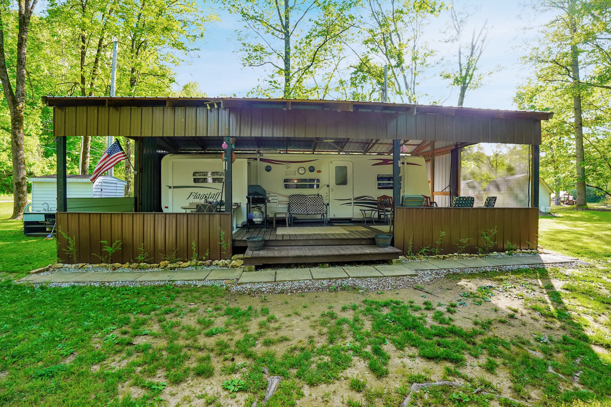 108 Forrest Lane Stewart, TN 37175 - Photo 2 of 32