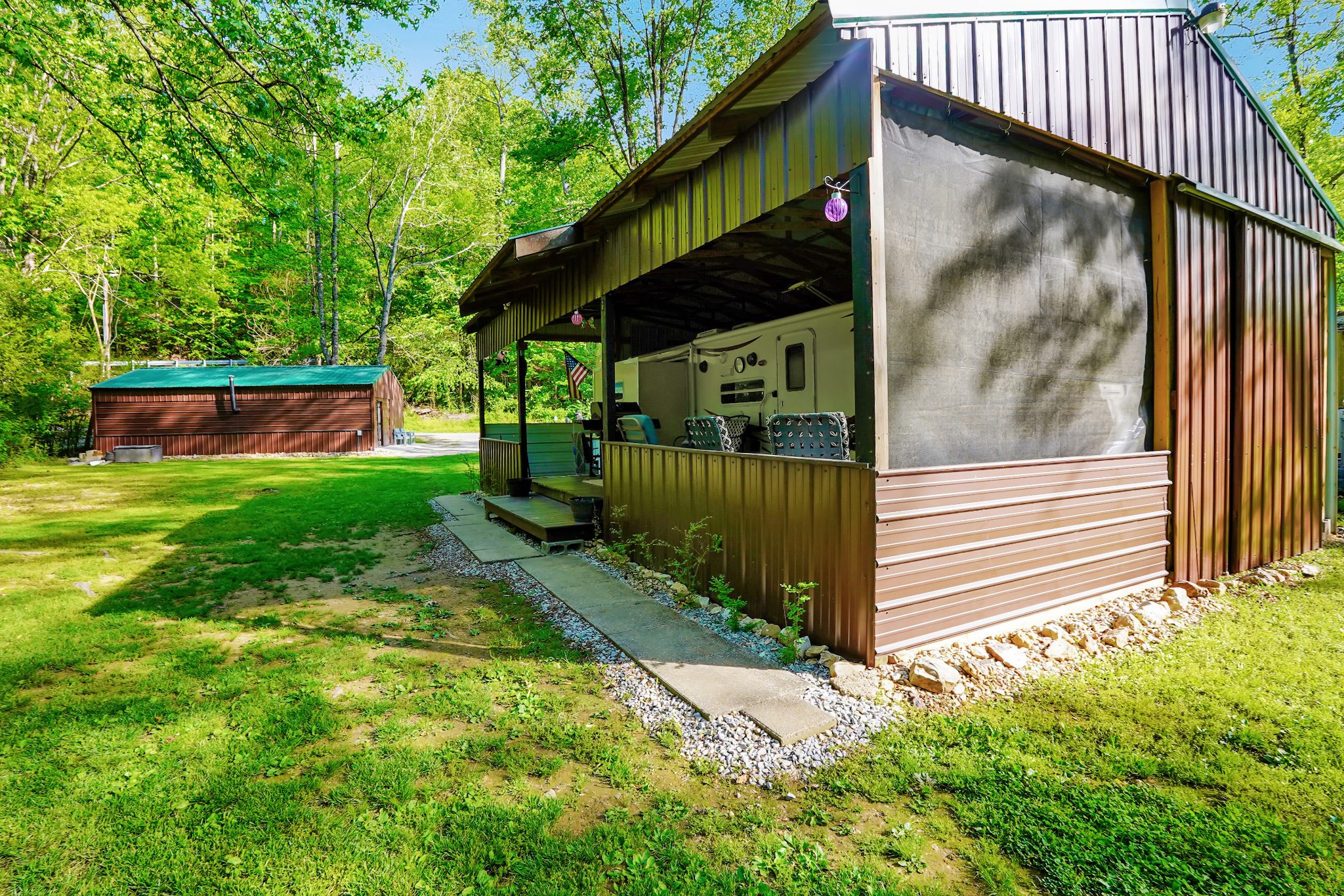 108 Forrest Lane Stewart, TN 37175 - Photo 3 of 32