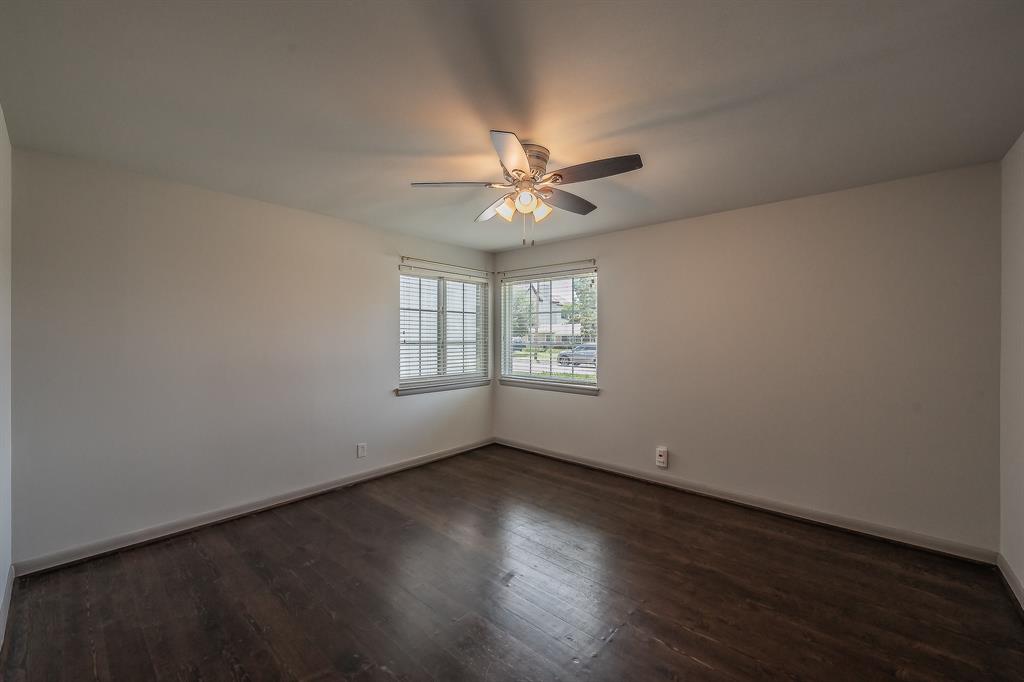 4411 Merrell Road Dallas, TX 75229 - Photo 13 of 20