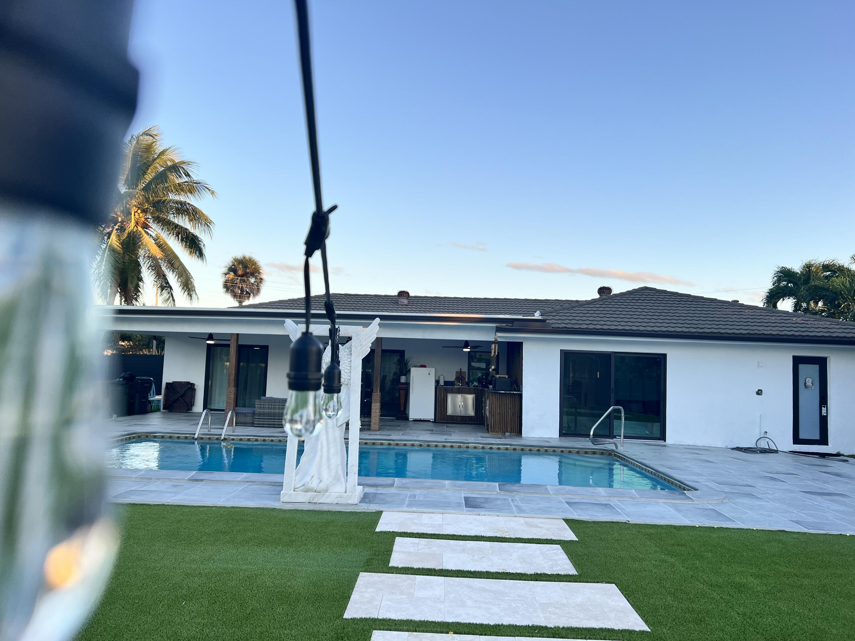 1821 High Ridge Road Lake Worth, FL 33461 - Photo 53 of 70 5CECEBD4-1C56-4A49-AE46-5C409B31EA2B