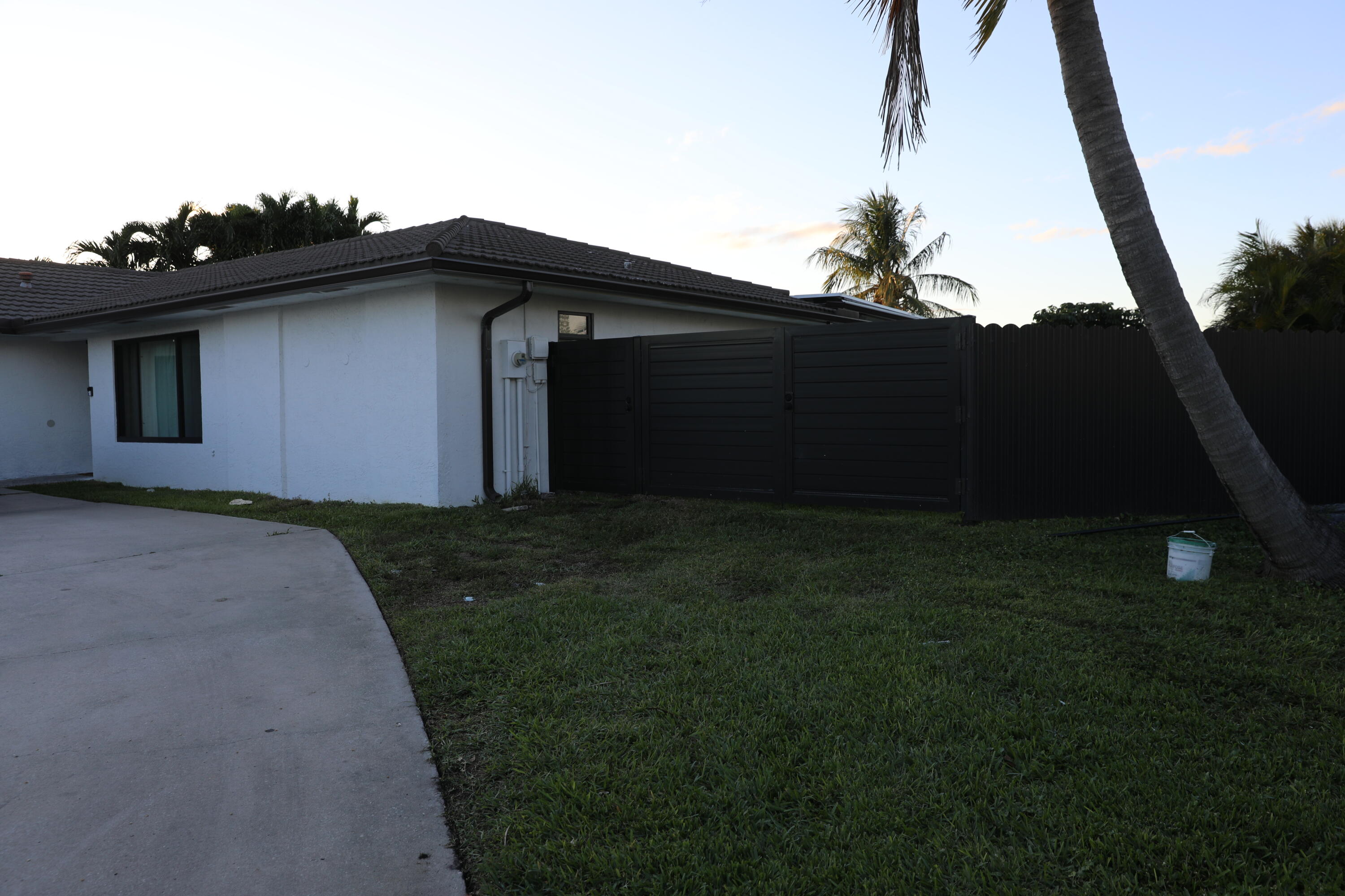 1821 High Ridge Road Lake Worth, FL 33461 - Photo 59 of 70 6FF3E046-38BB-45FB-A0EE-19895BC732AF