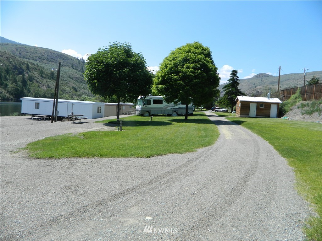 879 Loomis-Oroville Road Tonasket, WA 98855 - Photo 14 of 18 Gallery Image 14