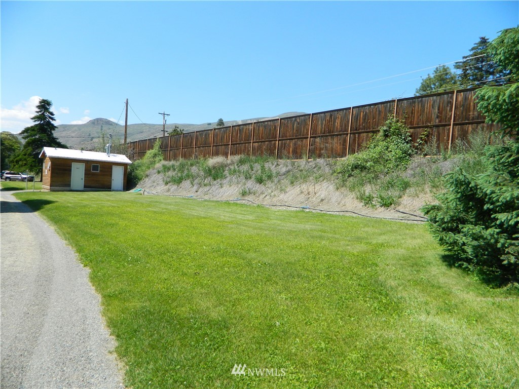 879 Loomis-Oroville Road Tonasket, WA 98855 - Photo 15 of 18 Gallery Image 15