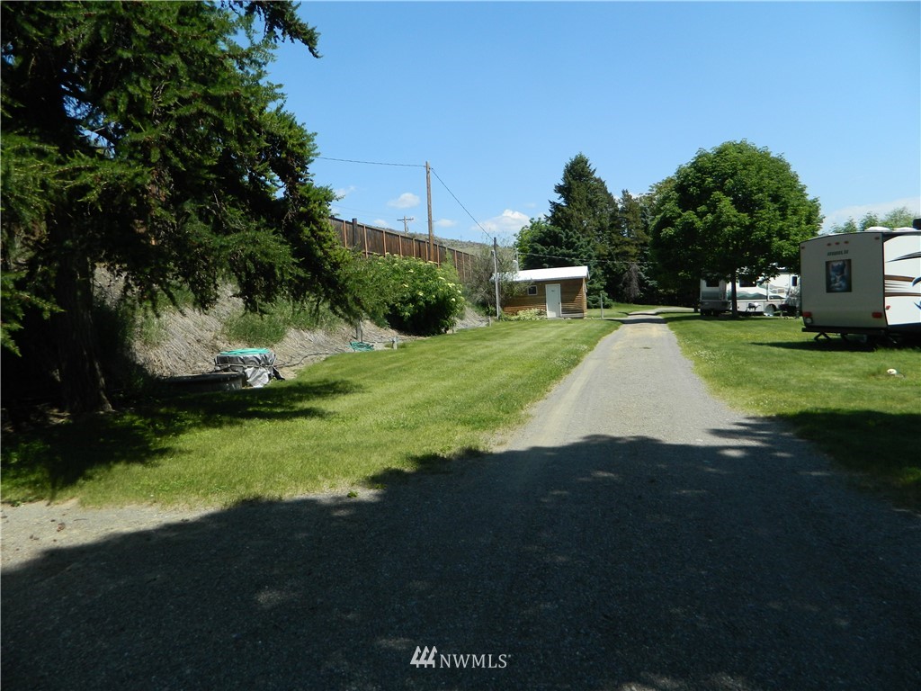 879 Loomis-Oroville Road Tonasket, WA 98855 - Photo 16 of 18 Gallery Image 16