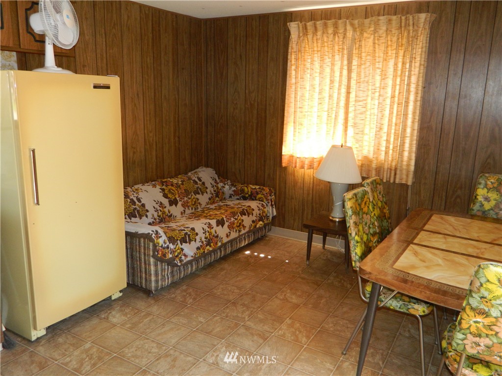 879 Loomis-Oroville Road Tonasket, WA 98855 - Photo 10 of 18 Gallery Image 10