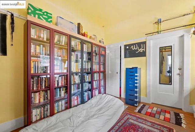 $1,299,000 | 462 Cavour Street, Oakland, CA 94618