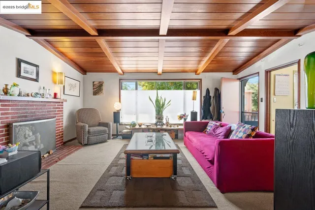 $1,299,000 | 462 Cavour Street, Oakland, CA 94618