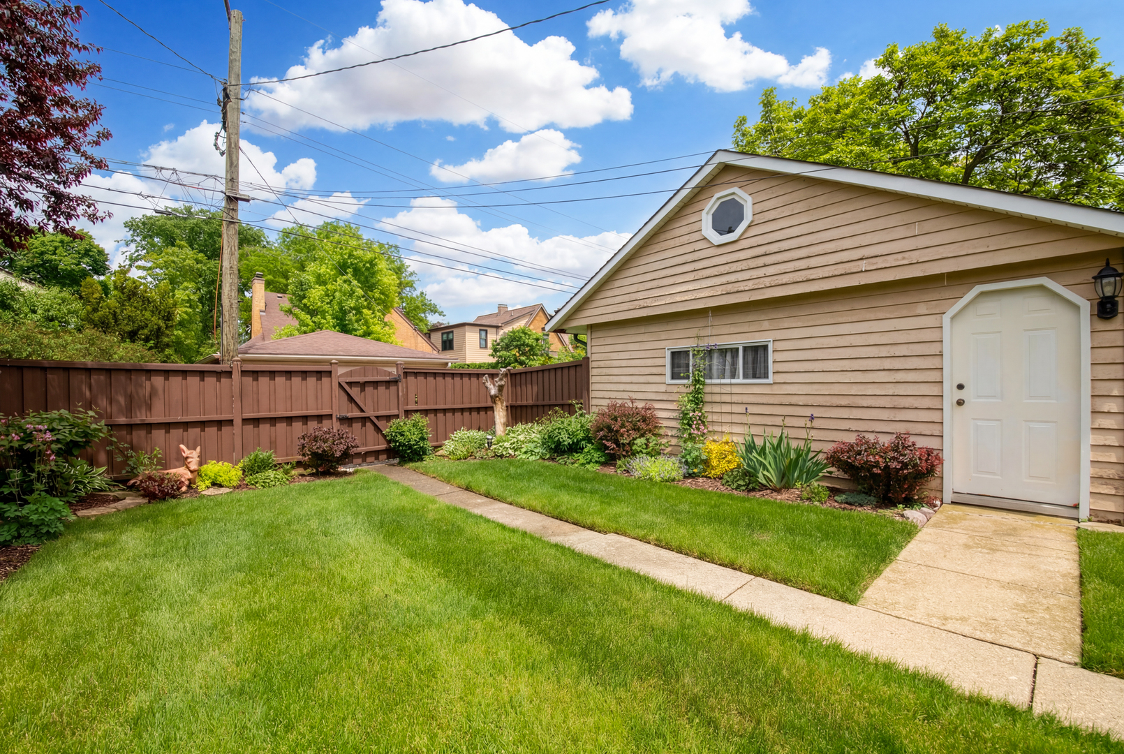 108 Imperial Street Park Ridge, IL 60068 - Photo 6 of 34