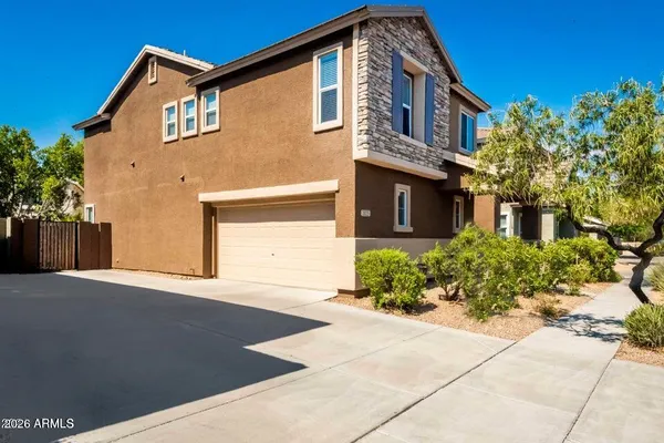 $2,400 | 3029 West Villa Cassandra Drive, Phoenix, AZ 85086