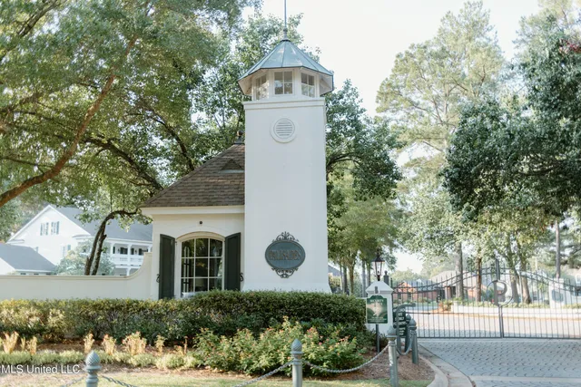 $865,000 | 71 Grandview Circle, Brandon, MS 39047