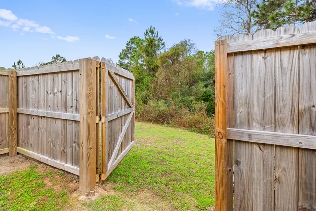 $199,000 | 171 Swaying Pine Court, Crestview, FL 32539