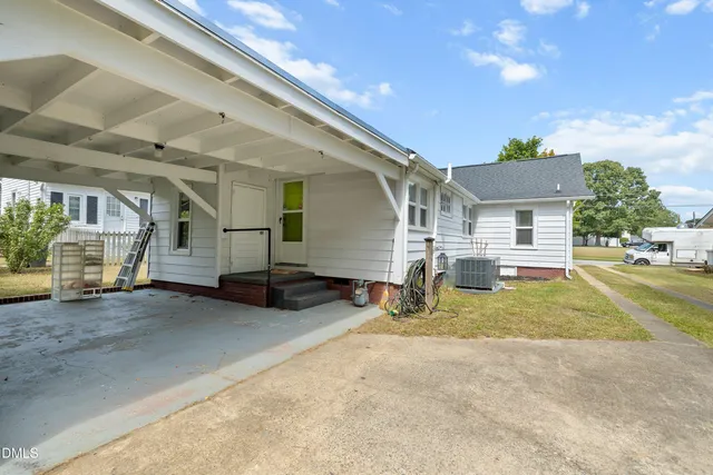 a view of a house with a patio