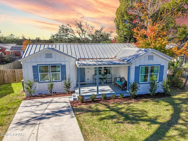 $2,300 | 307 North Palo Alto Avenue, Panama City, FL 32401