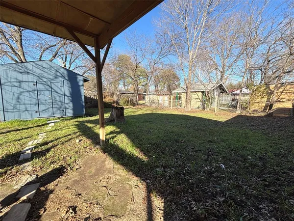 $2,200 | 1601 Park Place, Irving, TX 75061