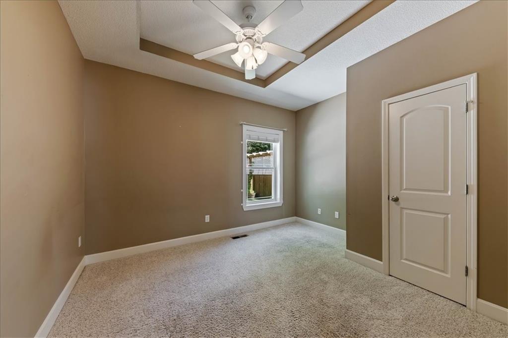 21301 Noble Street Spring Hill, KS 66083 - Photo 11 of 28