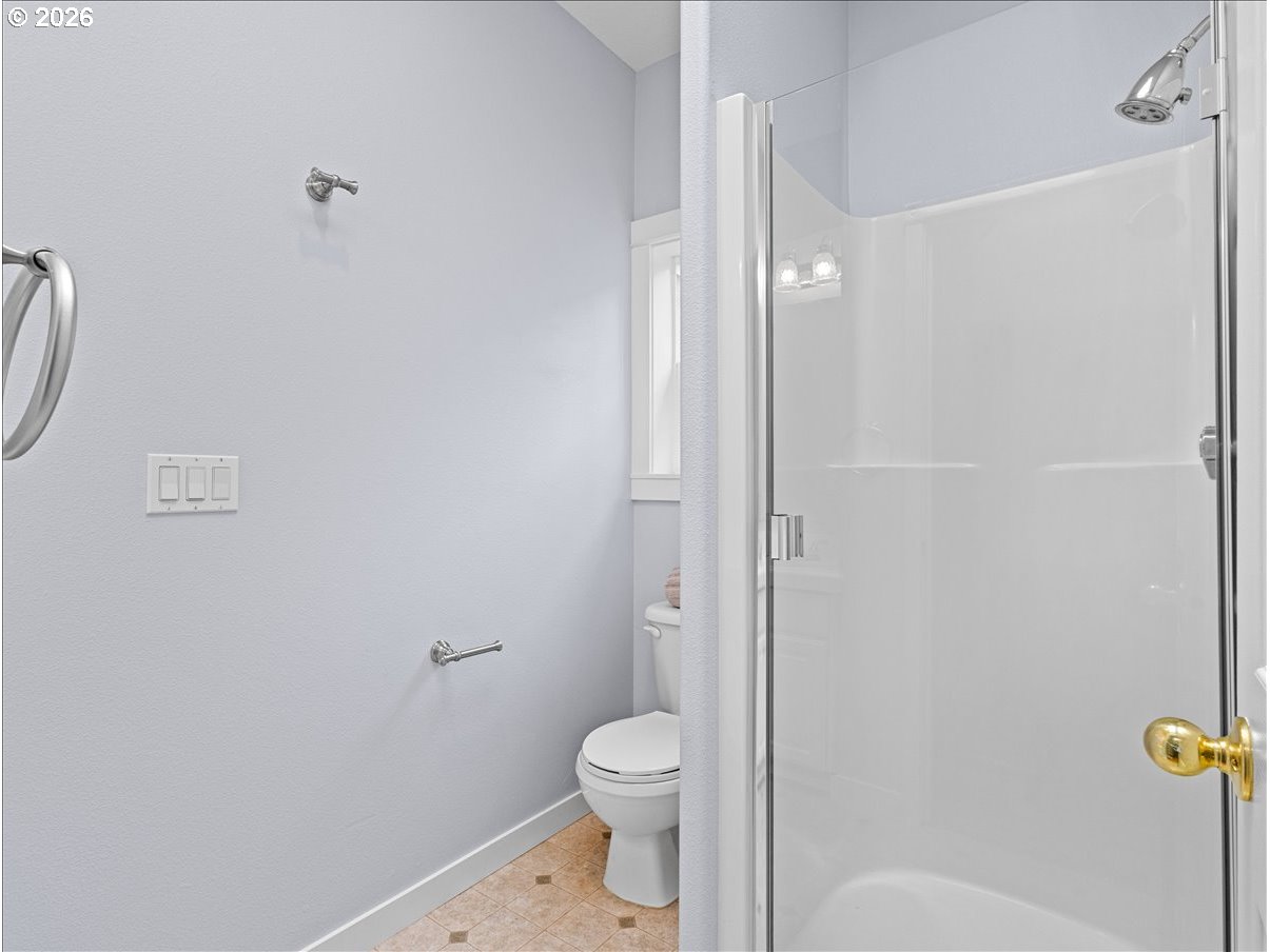 8830 Southwest Maple Court Portland, OR 97223 - Photo 25 of 33