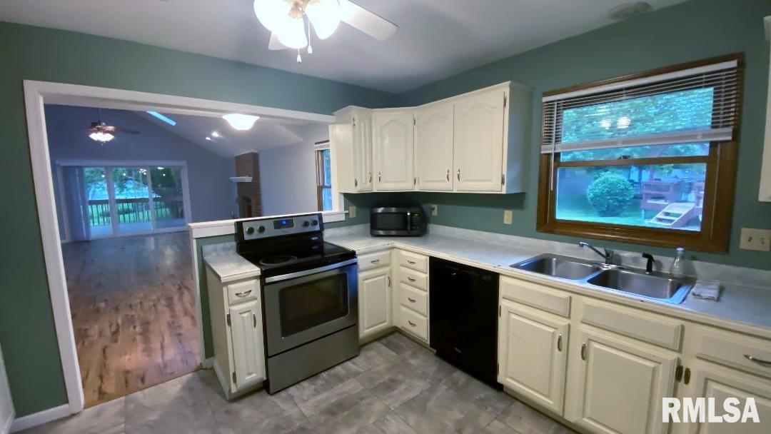 1909 Bayview Court Springfield, IL 62704 - Photo 15 of 32 Gallery Image 15