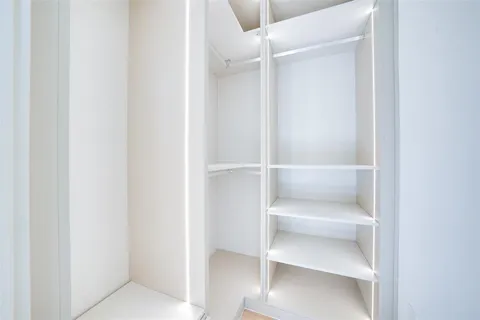 $3,090 | 512 North Lancaster Avenue, Unit 12, Dallas, TX 75203