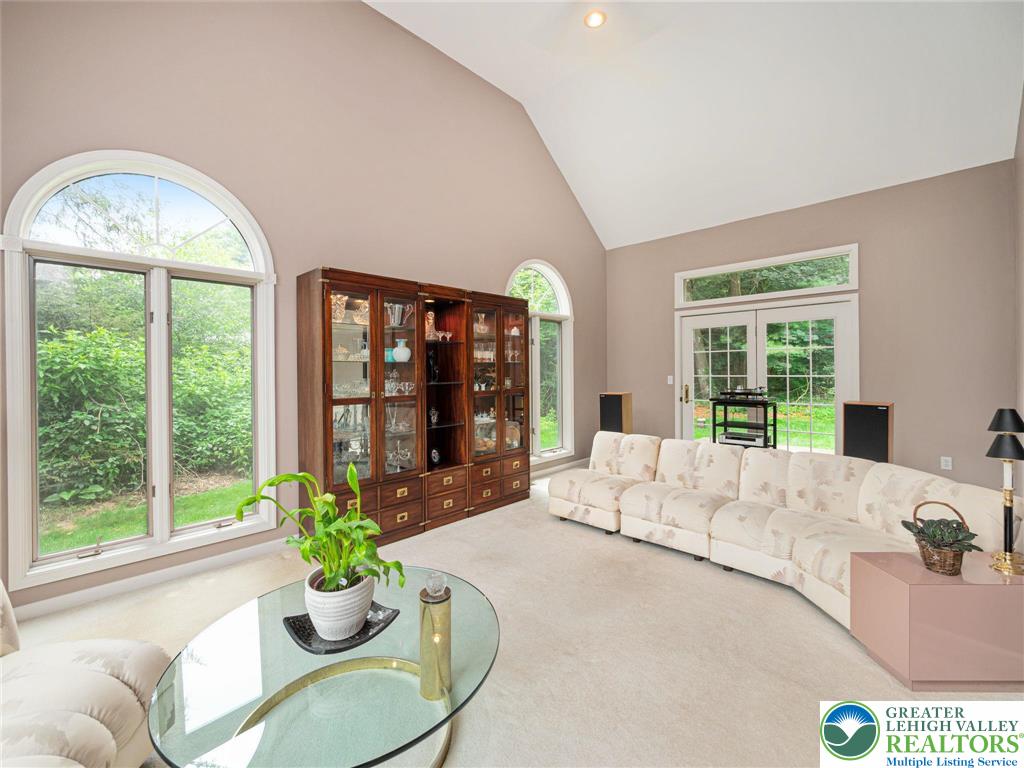 4582 Vera Cruz Road Emmaus, PA 18049 - Photo 8 of 22 Gallery Image 8
