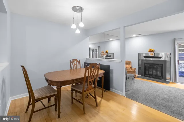 $460,000 | 8603 Venoy Court, Alexandria, VA 22309