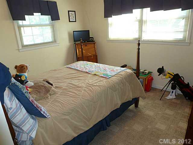 2425 Heavner Road Lincolnton, NC 28092 - Photo 11 of 15 Gallery Image 11